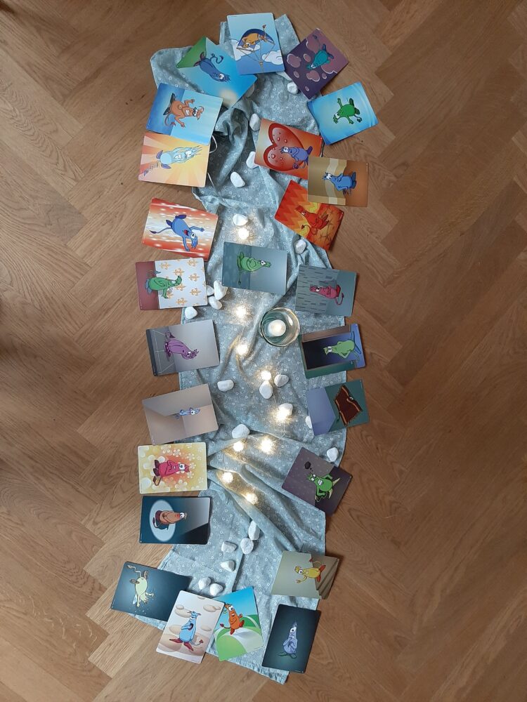 Karten zum Sprechen im Rahmen des Projekts gegen sexualisierte Gewalt